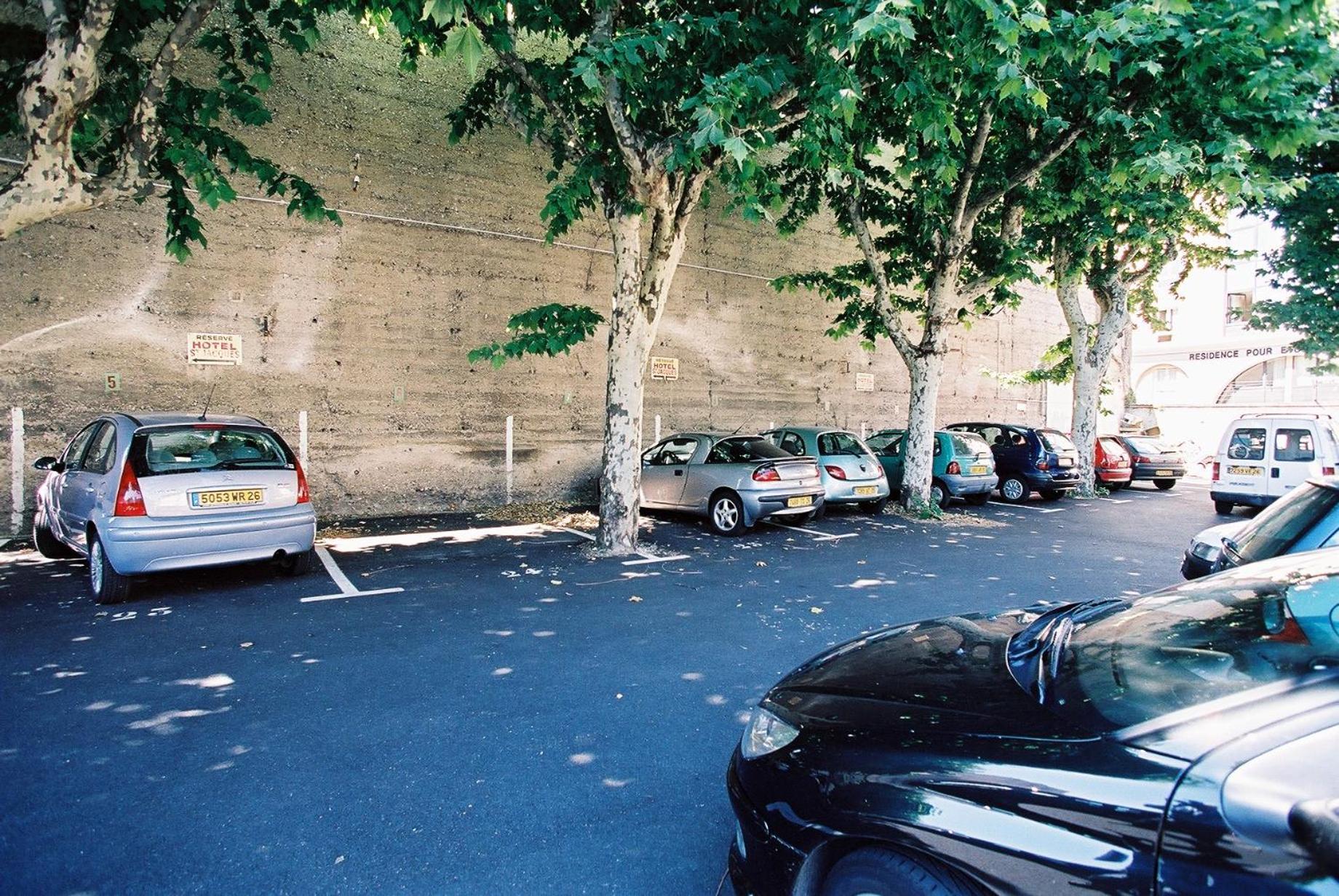 Logis Hotel Saint Jacques Valence  Buitenkant foto