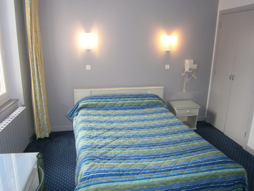 Logis Hotel Saint Jacques Valence  Buitenkant foto