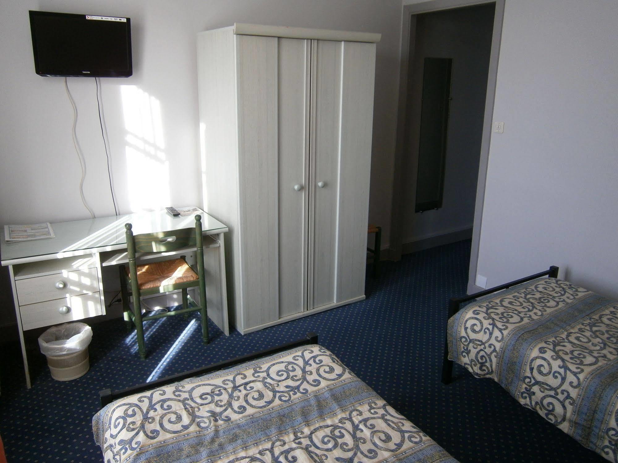 Logis Hotel Saint Jacques Valence  Buitenkant foto