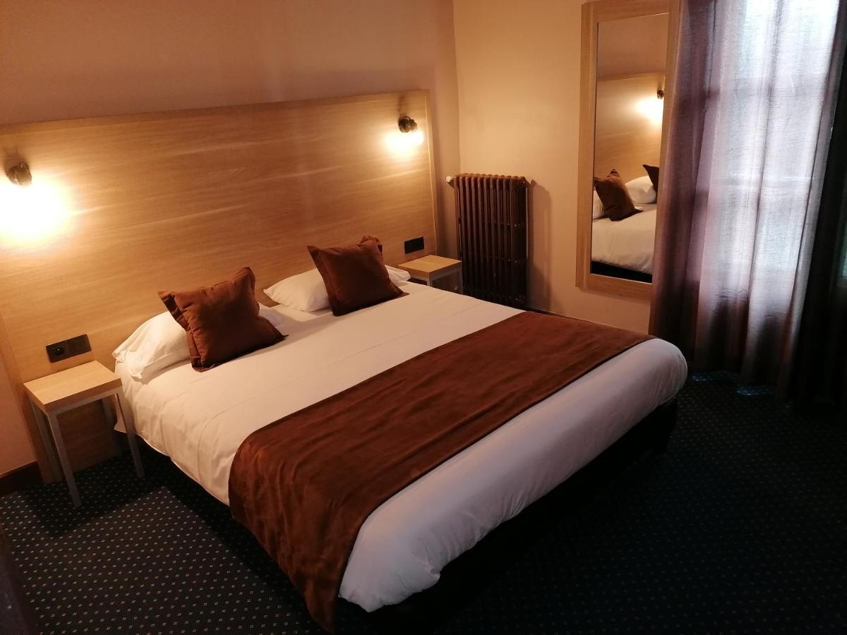 Logis Hotel Saint Jacques Valence  Buitenkant foto